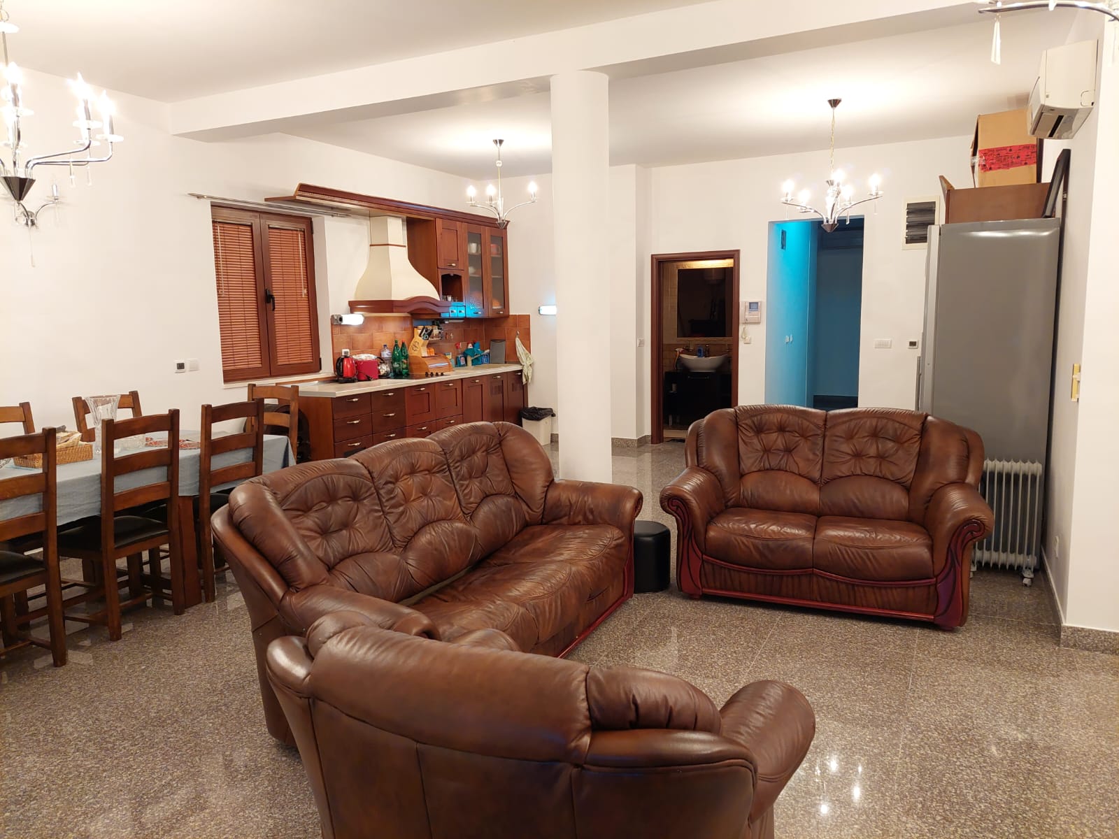 Image of House - 4 Bedrooms - 3 Bathrooms for Sale in Herceg-Novi-Kamenari-Montenegro, Image 5